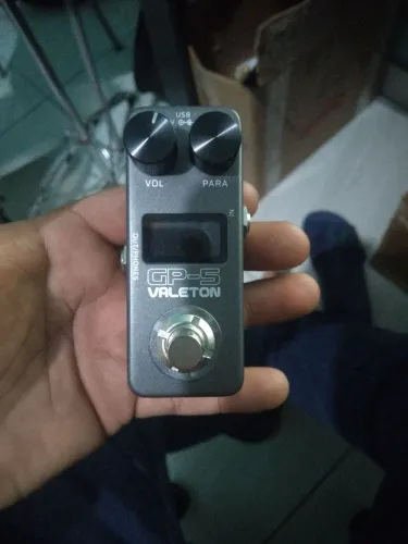 Mini Pedaleira Valeton GP5