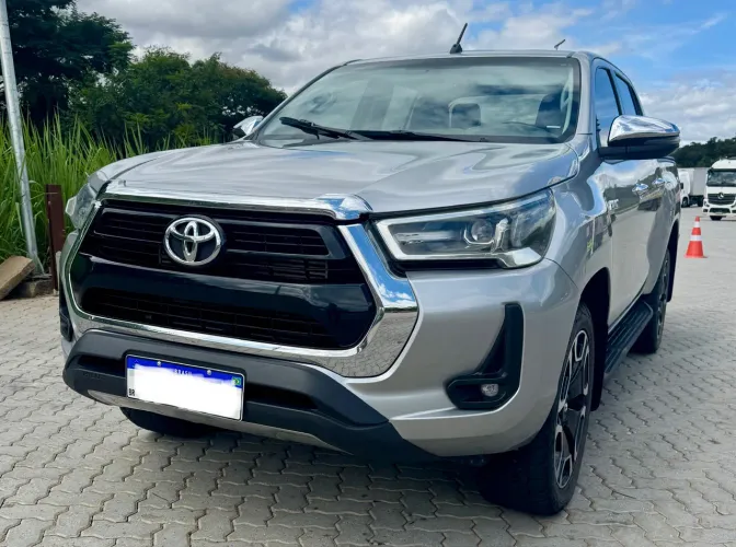 Toyota Hilux CD SRV 4X4 2.8 TDI Diesel Aut. 2022