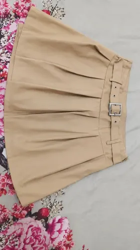 Vender-se short saia