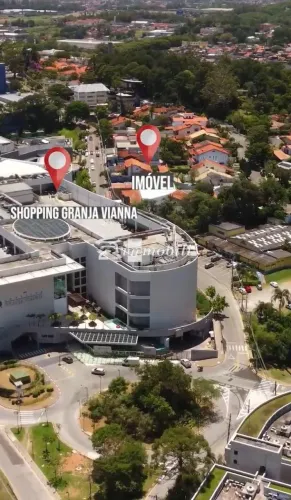 Prédio à venda em Cotia, Granja Viana, com 657 m²
