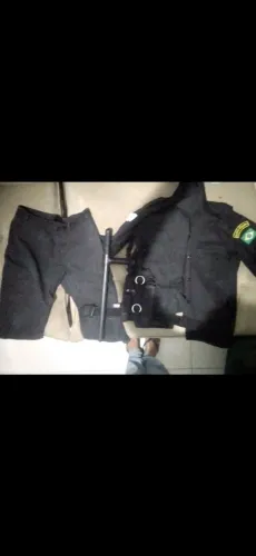 Roupa de vigilância 