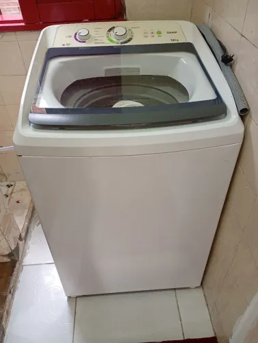 MÁQUINA DE LAVAR 12 KG EM ÓTIMO ESTADO CESTO DE INOX FUNCIONANDO NORMALMENTE 