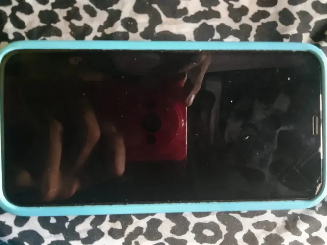 Troco um iPhone 11 PRO MAX