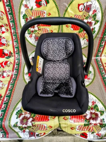 cadeirinha Bebê conforto semi novo