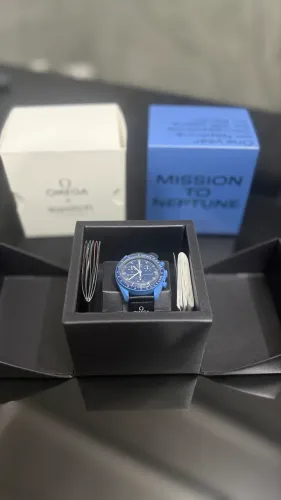 Omega x Swatch MoonSwatch Mission to Neptune Original Lacrado