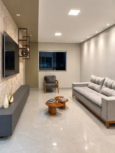 Apartamento Mobiliado à Venda - 3 Quartos no Candeias