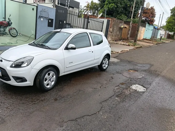 Ford KA 1.0 8v/1.0 8V ST Flex 3P 2013