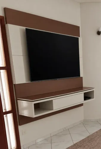 Vendo Painel para TV 195 cm
