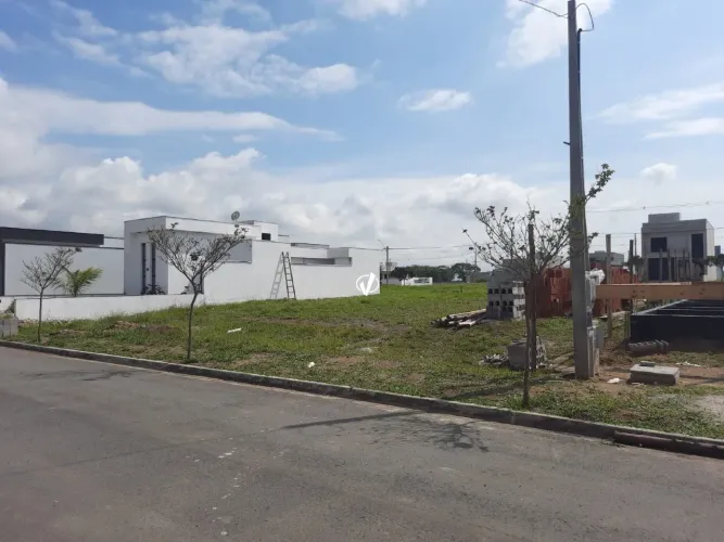 LOTE EM CONDOMÍNIO - BOSQUE DA IMPERATRIZ - PINDAMONHANGABA/SP