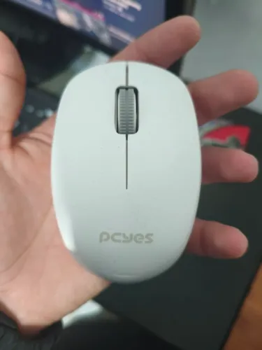 Mouse Pcyes Branco com conexão USB entrego dependendo do local para não pagar frete.