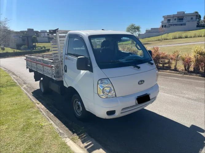 Kia Motors Bongo K-2500 2.5 4X2 TB Diesel 2011