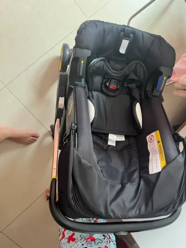 Carrinho de bebê e bebê conforto 2 em 1