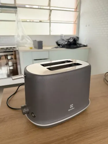  Torradeira Expert Top70 900w 127v - Electrolux 