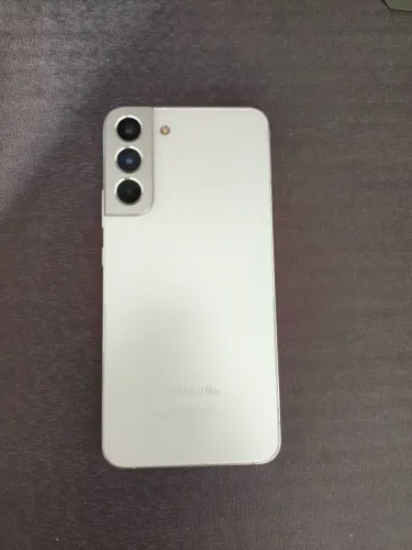 S22 Plus Branco