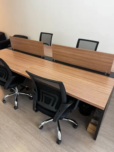 Mesa Estação de Trabalho Completa 4 lugares + cadeiras