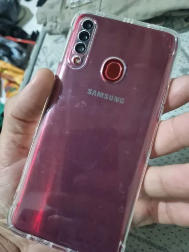 Samsung a20s camera tripla 250