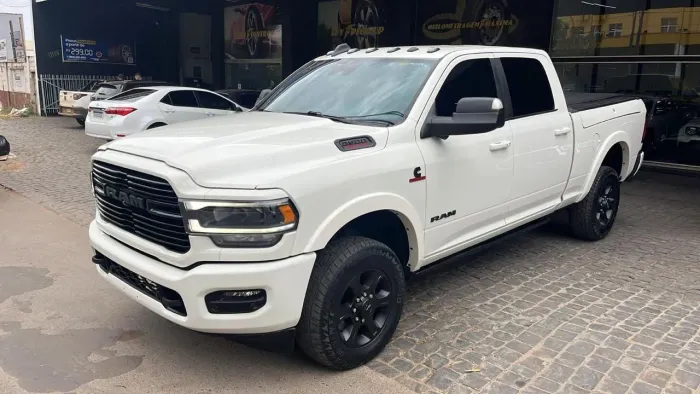 Ram 2500 Laram. 6.7 Night ED. TB CD 4X4 DIE 2022