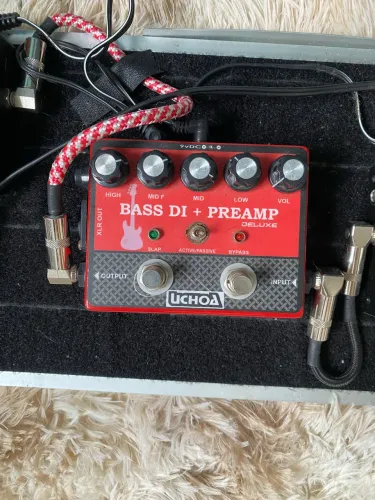 Pedal Preamp Baixo - Uchoa
