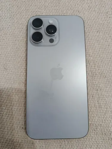 iPhone 15 pro Max 256G com blindagem