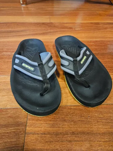Chinelo olympikus usado preto