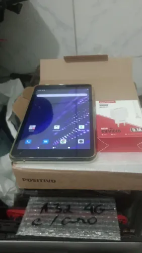 Tablet positivo com capa e carregador não aceito trocas 