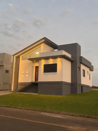 Casa nova no loteamento Solar das Orquideas - 3 quartos sendo uma suíte - Pronta para mora