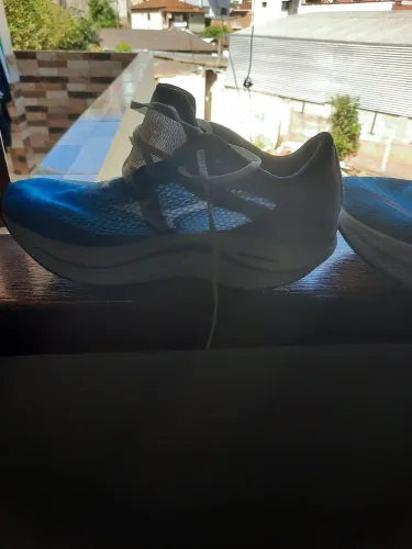 Tenis mizuno wave rebellion flash 2 usado so 2 vezes