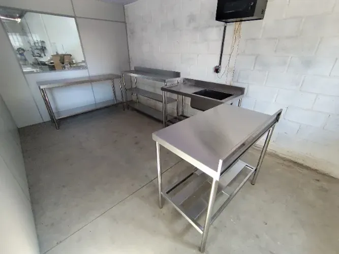 Bancada de Trabalho Profissional em Aço Inox 1,80x0,70x0,90 
