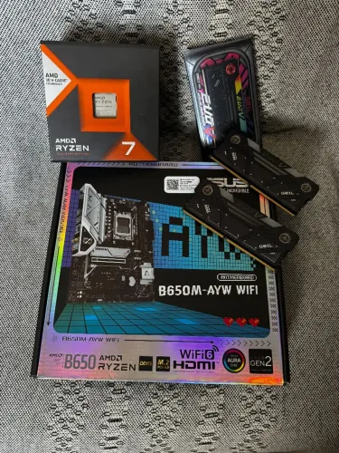 Kit Ryzen 7 7800X3D + b650m + 32gb de ram 5600mhz