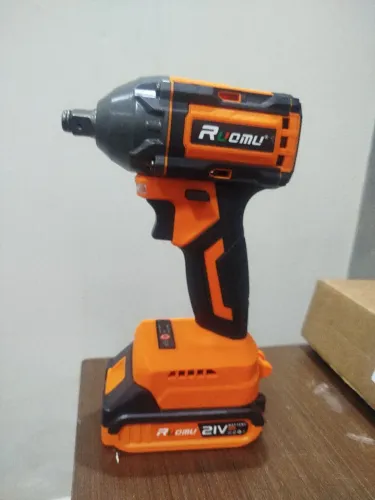Máquina de impacto 