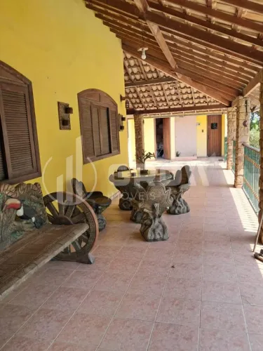 Sítio para Venda em Nova Iguaçu, Cabuçu, 5 dormitórios, 4 suítes, 5 banheiros