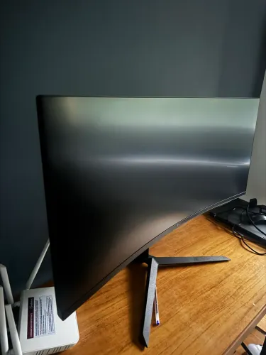 Monitor tela curva 34? LG