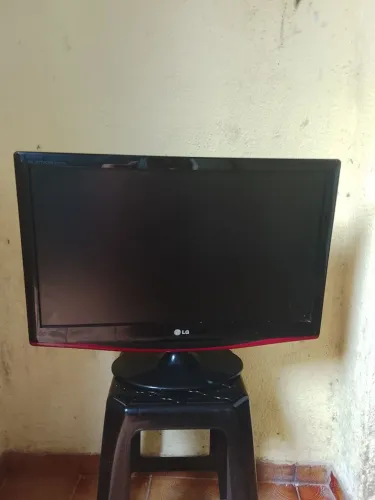 Monitor LG Flatron M237WA