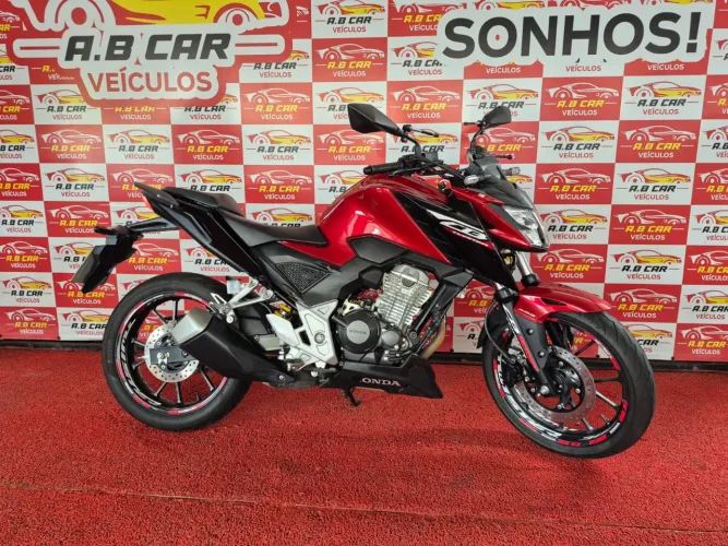 Honda CB300F ABS 2025