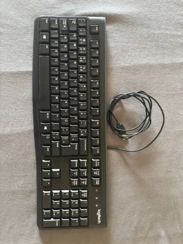 Teclado Logitech K120 com Fio USB
