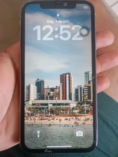 iPhone 11 