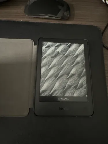 Kindle 11ª geração com capa 