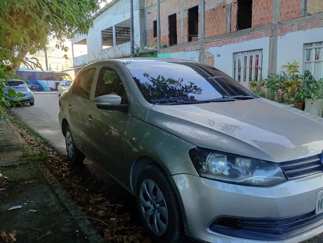 Volkswagen Voyage 1.0/1.0 City MI Total Flex 8V 4P 2013