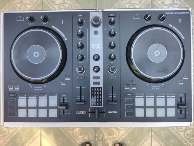 Vendo Controladora Hercules Dj Impulse 300 MK2 Seminova (Leai a Descrição!)