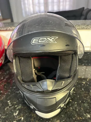 Capacete Moto EBF em ótimo estado de uso