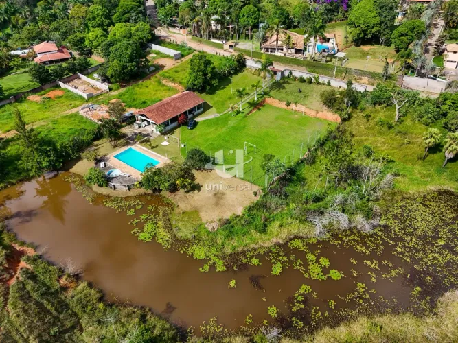 Granja no Bairro Nautico