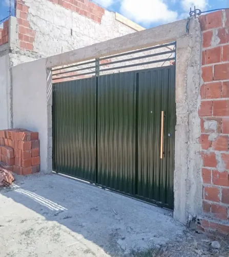 Fabrica o portão de ferro galvanizado sob medida