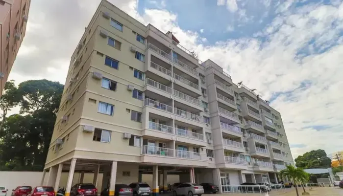 Imóvel para aluguel possui 60 metros quadrados com 2 quartos em Taquara - Rio de Janeiro -