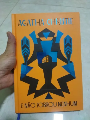 E não sobrou nenhum - Agatha Christie