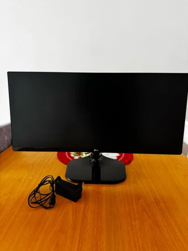 Monitor LG ultragear 25 Polegadas 