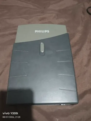 gravador e leitor externo de DVD/CD da marca Philips