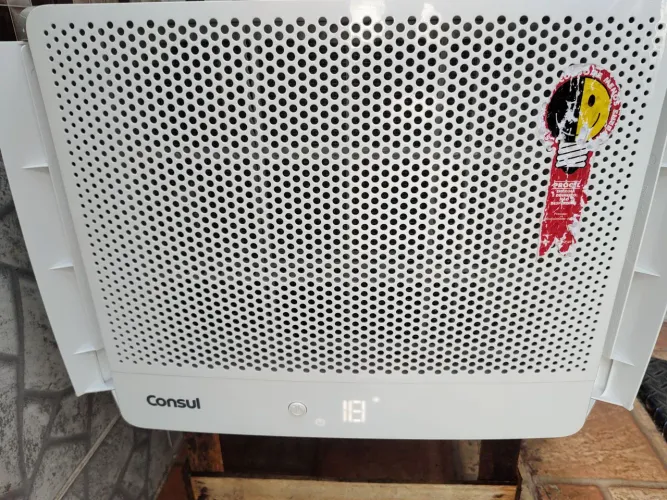 Ar condicionado Consul 10 BTUs 110 volts semi.novo 690,00