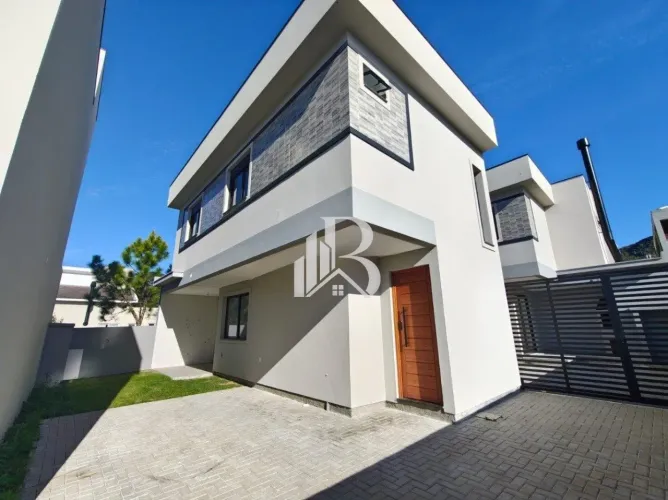 Casa com 100 m², 2 quartos sendo 2 suítes e closet em loteamento planejado no Portal do Ri