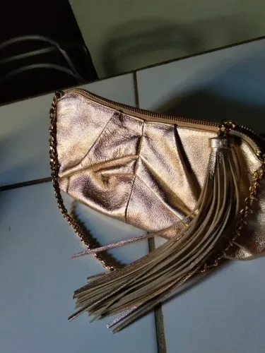 Vendo uma bolsa de festa