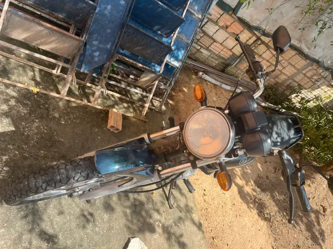 Moto ótima pra trabalhar em ótimo estado